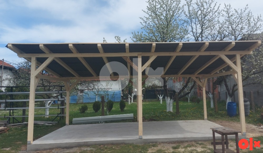 Ljetnikovac Garaža Ladara Pergola Šadrvan