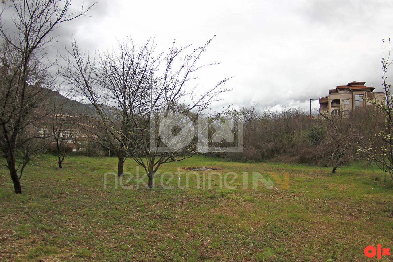 Prodaje se zemljište u Cimu 1200 m2 3