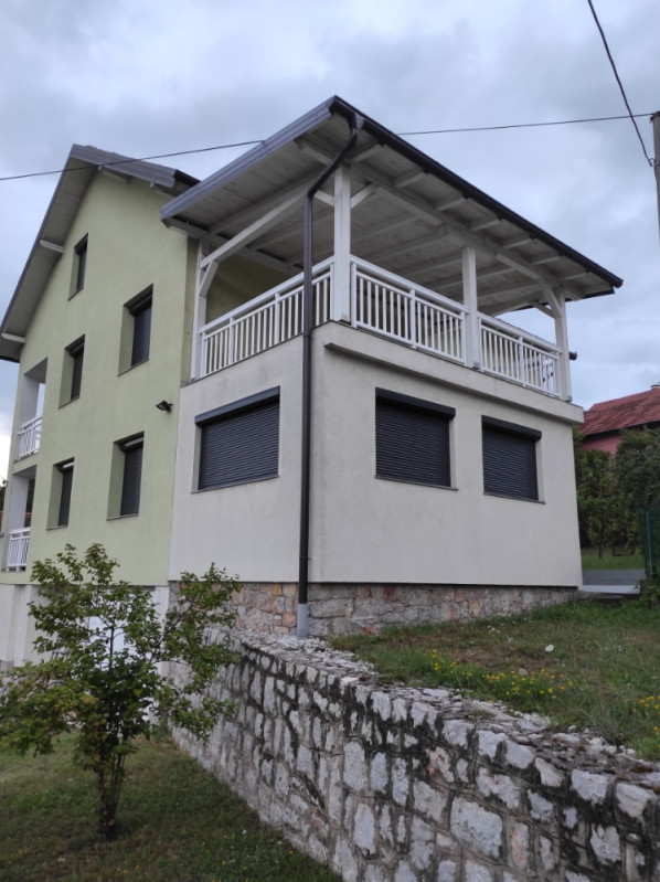 ALU ROLETNE KOMARNICI GARAŽNA VRATA ZAVJESE
