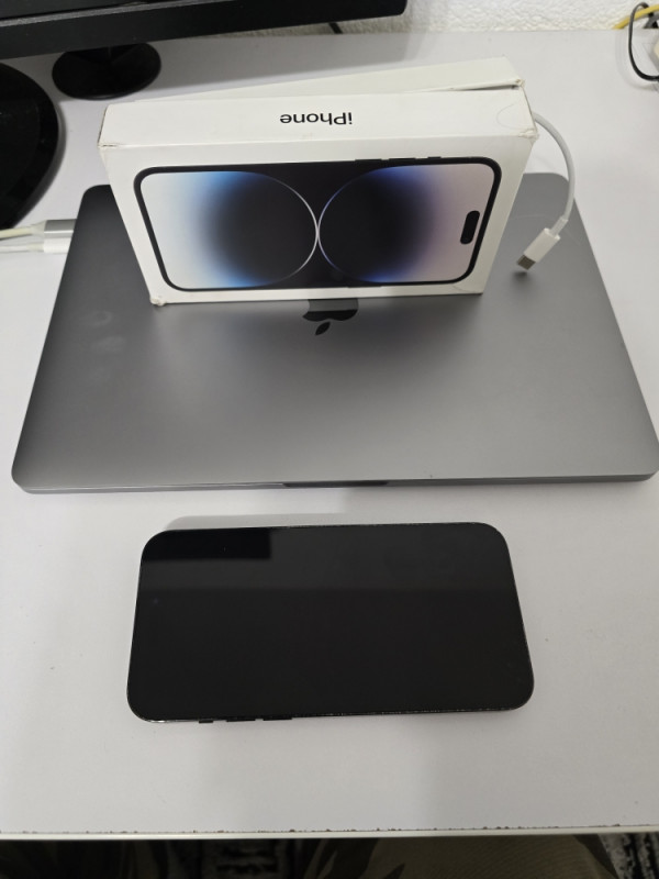 Iphone 14 max pro