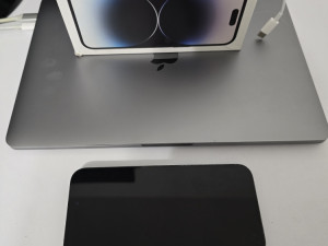 Iphone 14 max pro