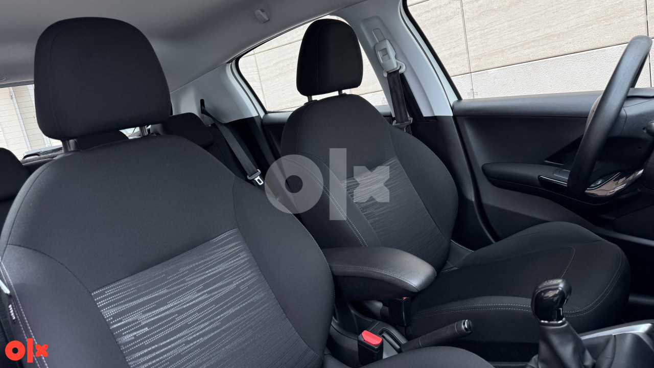 PEUGEOT 208 1.5 HDi "Premium Pack" Navigacija Facelift 118000km