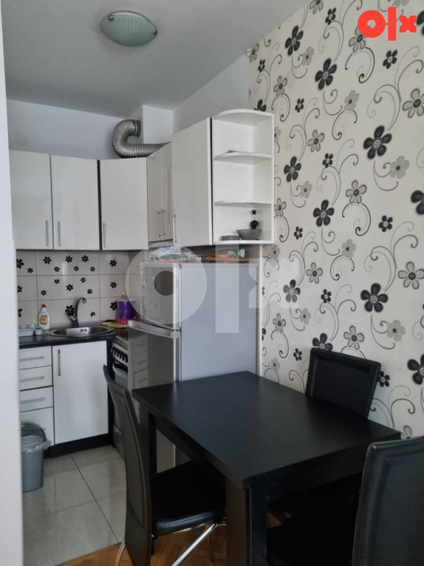 Stan na dan centar Bijeljina VERA 065/027-775 3