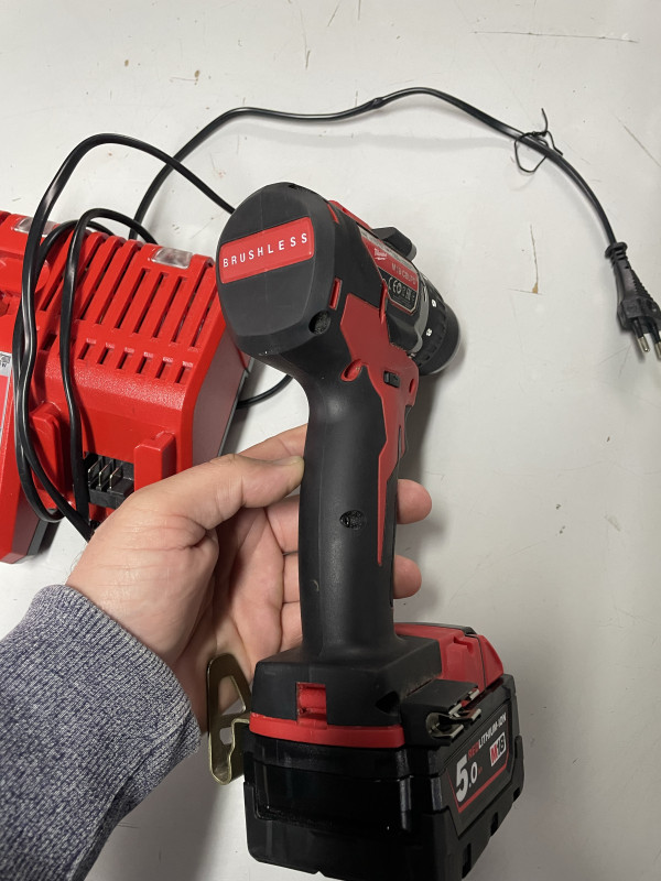 Milwaukee aku busilica  M18 CBLPD