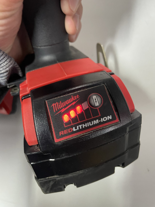 Milwaukee aku busilica  M18 CBLPD