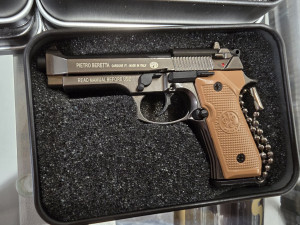 Pištolj Beretta M92A1 GREY Privjesak