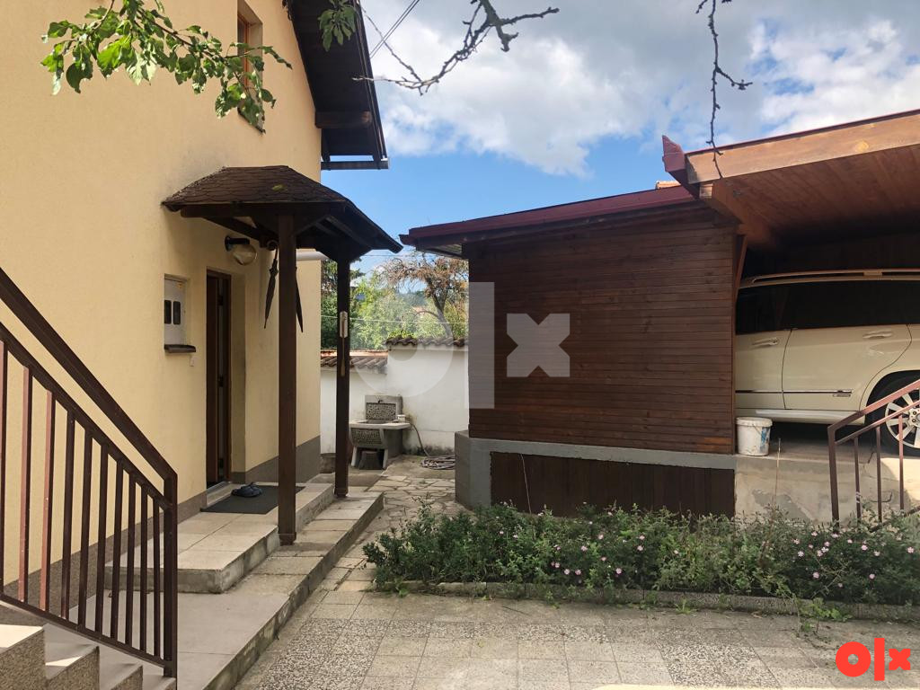 PICCOLO GRANDE PRODAJE /Kuca/Stari grad/Faletici 3