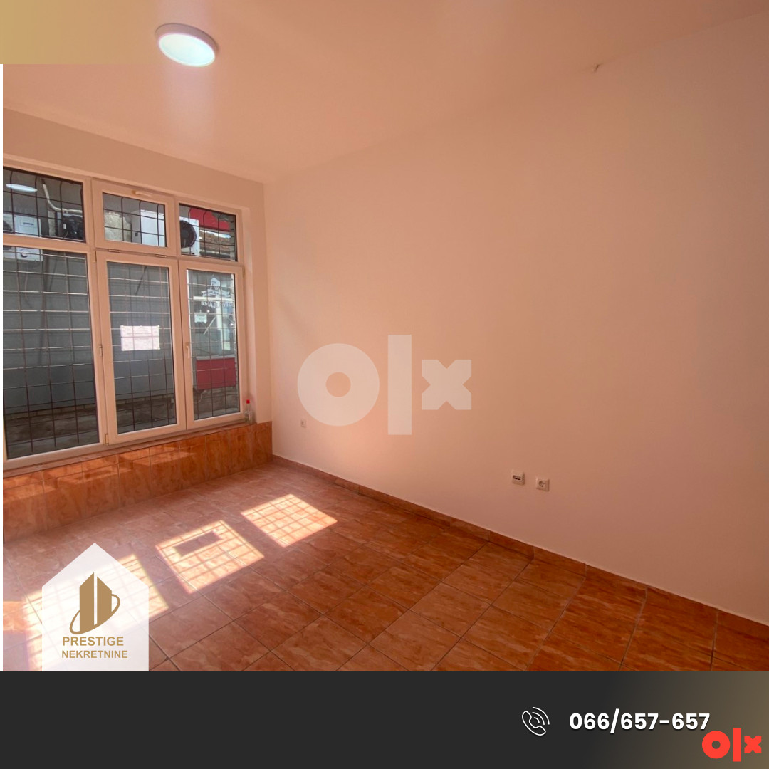 PRODAJE SE - Poslovni prostor 25m2 - ILIJAŠ 6