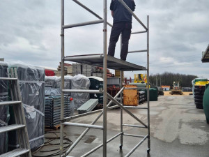 ALUMINIJSKE POKRETNE SKELE NOVE