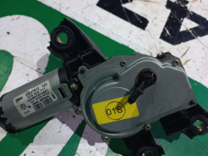 Zadnji motoric gepeka brisaca passat 6