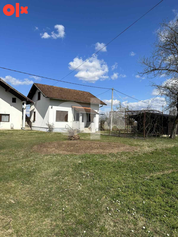 Kuća Kosjerovo, Laktaši, sa njivom i okućnicom 7830m2 2
