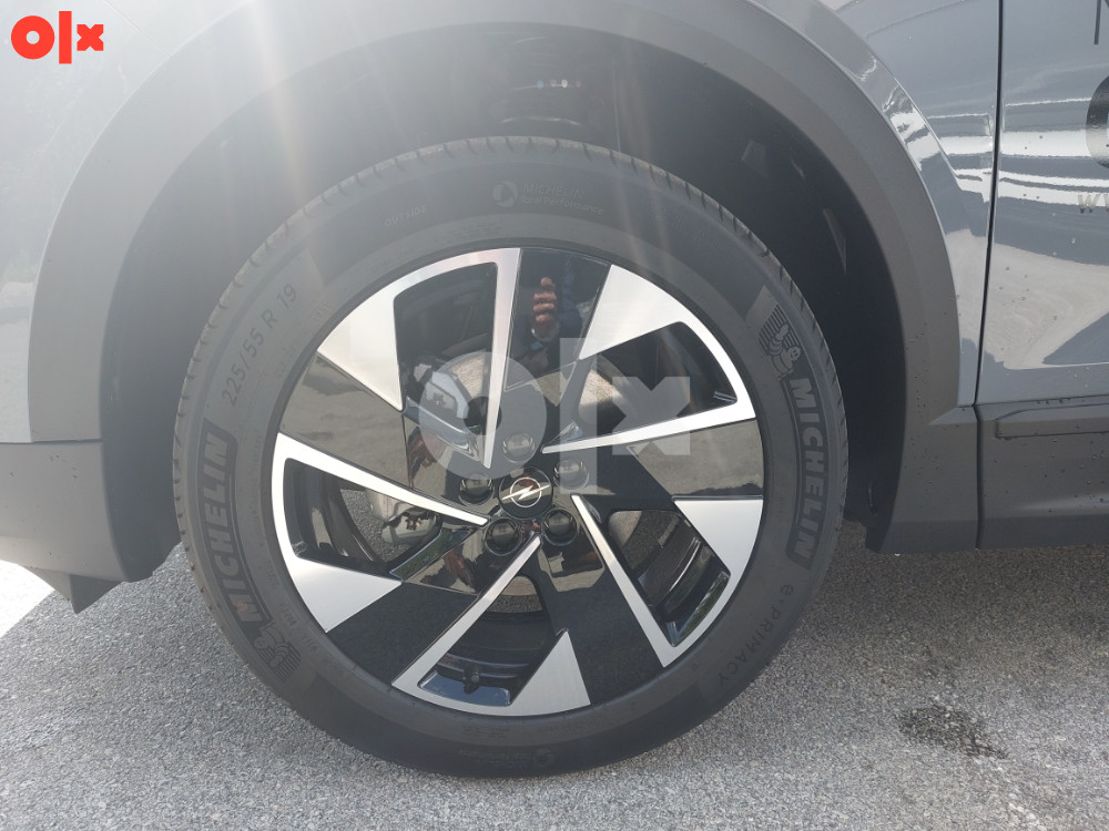 Novi Opel Grandland 1.2 mHEV GS eDCT *2025 - DEMO VOZILO*