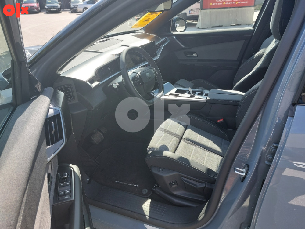 Novi Opel Grandland 1.2 mHEV GS eDCT *2025 - DEMO VOZILO*