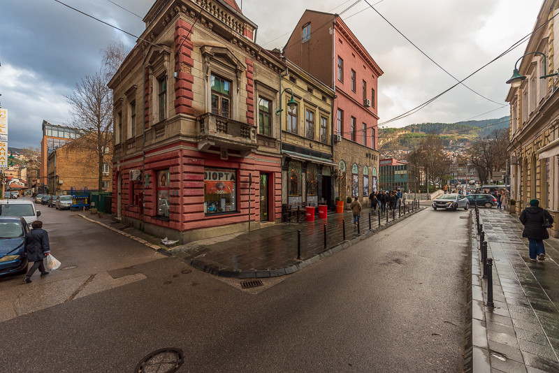 Poslovni prostor - Sarajevo - Stari Grad - 35(90)m2