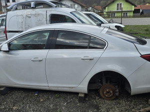 OPEL INSIGNIA DIJELOVI ZA DIJELOVE U DIJELOVIMA 2.0CDTI 103 KW