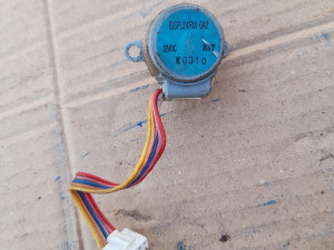 Mini motor sa reduktorom 12v elektro motor elektromotori