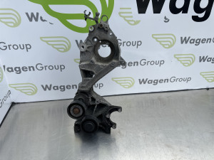 Nosac pumpe alternatora Audi A4 B8 (fotografija 4)