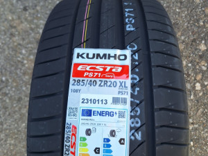 285 40 20 Kumho ljetne gume r20