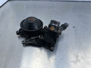 Vodena pumpa n47 BMW F10 (fotografija 2)