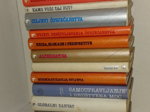 15 KNJIGA IZ EDICIJE GLOBUS