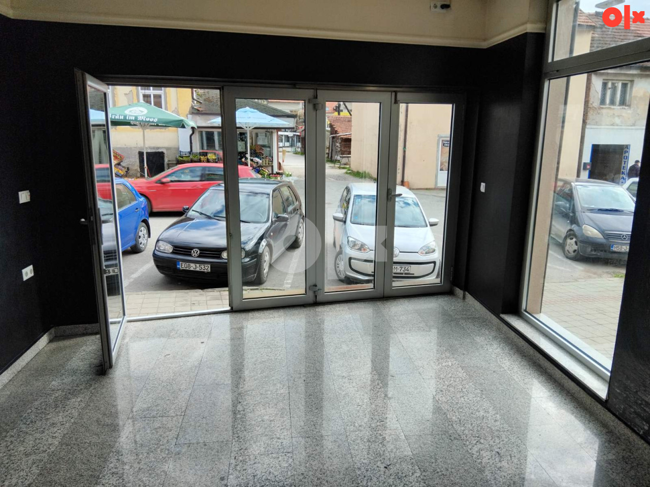Poslovni prostor Gračanica 63m2 2