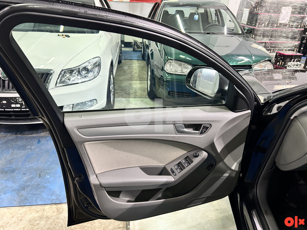 AUDI A4 2.0 TDI, 2009 GOD,ALU FELGE, PARK SENZORI