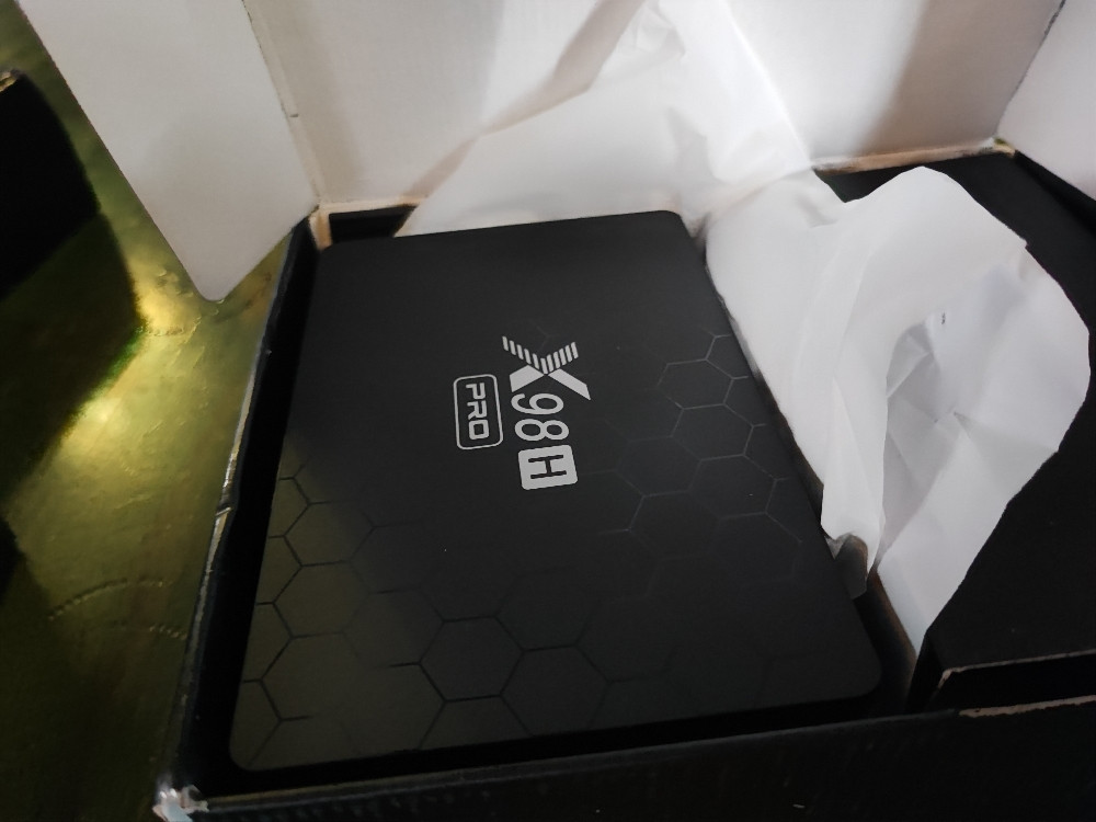 X98H pro ubačen Android Tv lista kanala 12.mjeseci