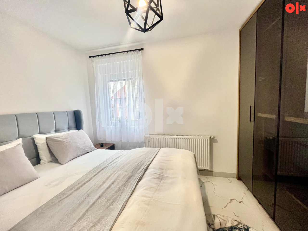 Stan na dan trosoban Ilidža Pejton Residence 11