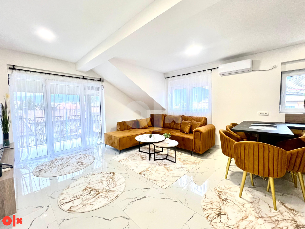 Stan na dan trosoban Ilidža Pejton Residence 15