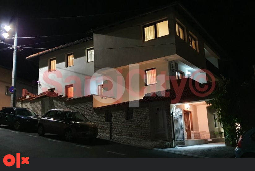 Kuća 373 m2 Kovači - Ploča
