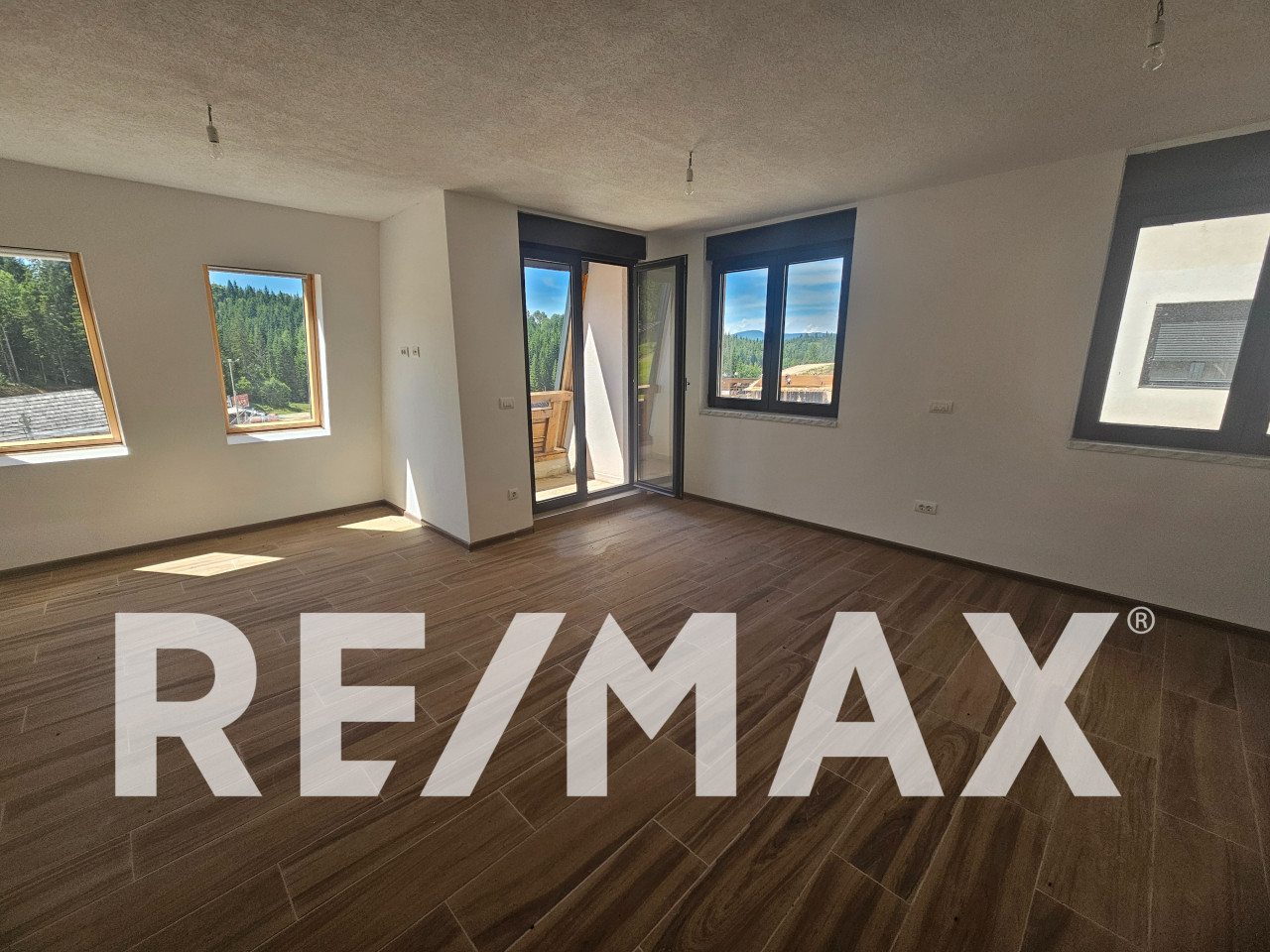 Ski Centar Ravna planina-apartman 47m2 sa pogledom!