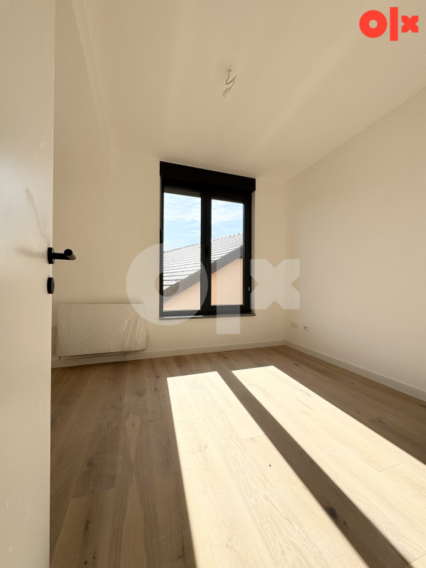 EKSKLUZIVAN ČETVEROSOBAN STAN 132 m2 BREKA BALKON 6