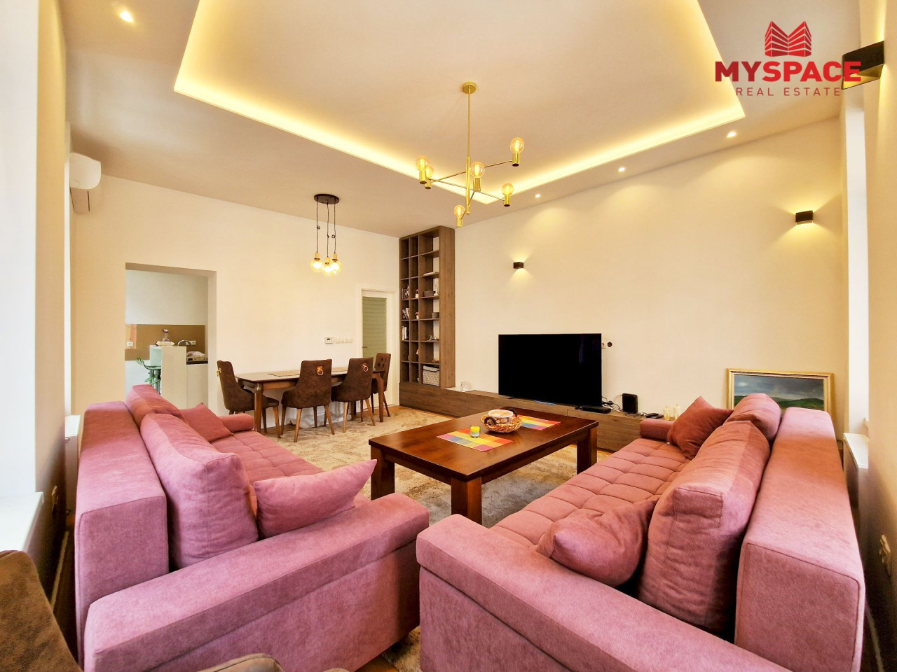 MY SPACE/ Stan/ Stari grad/ RENOVIRAN/ 85m2