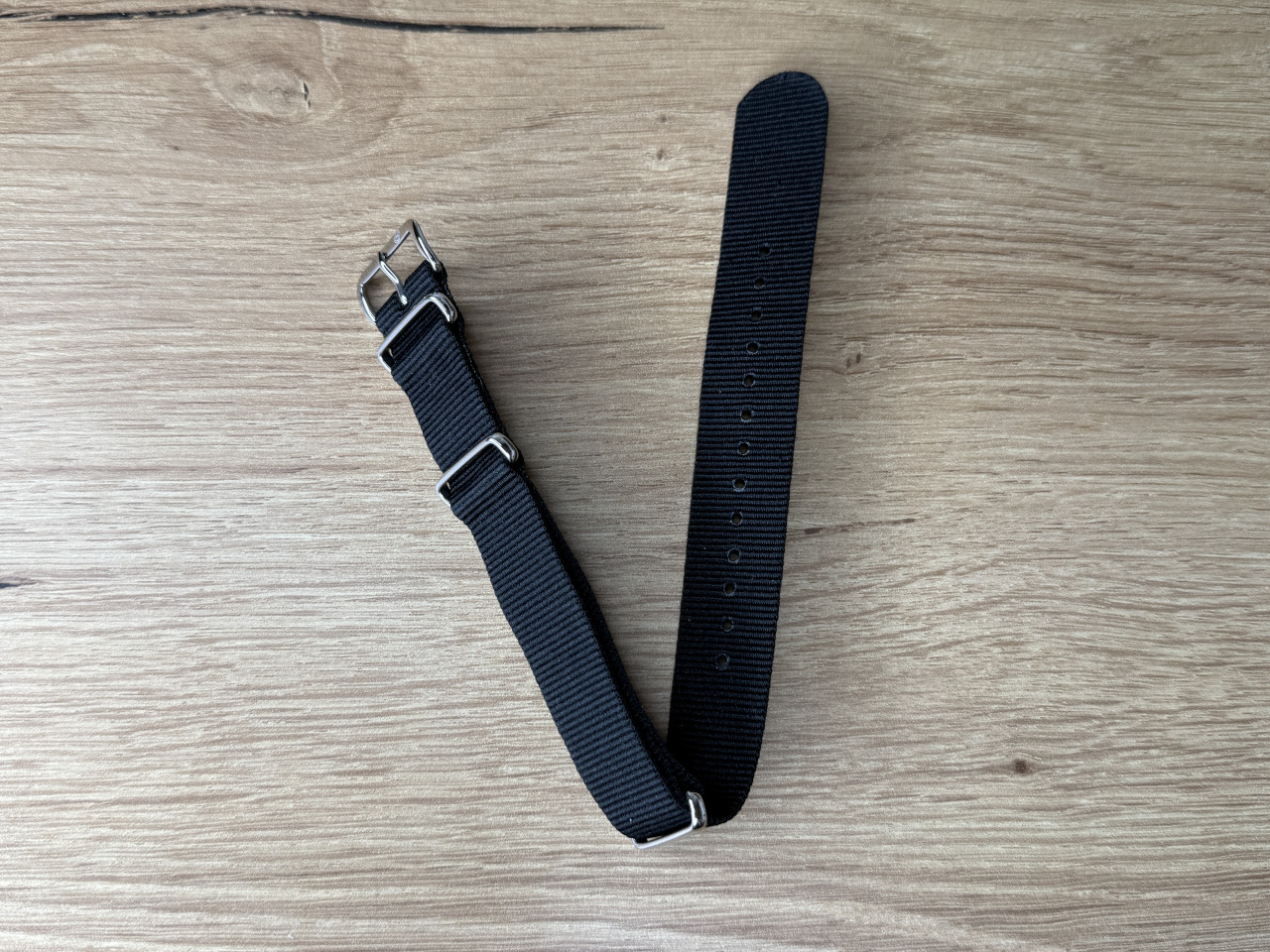 Crni nato kaiš za sat 20mm