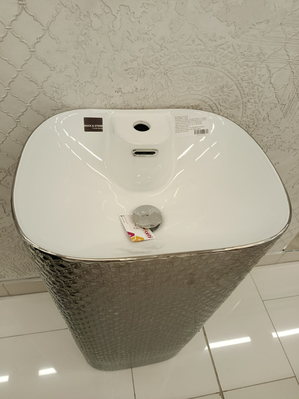UMIVAONIK SAMOSTOJEĆI 240161