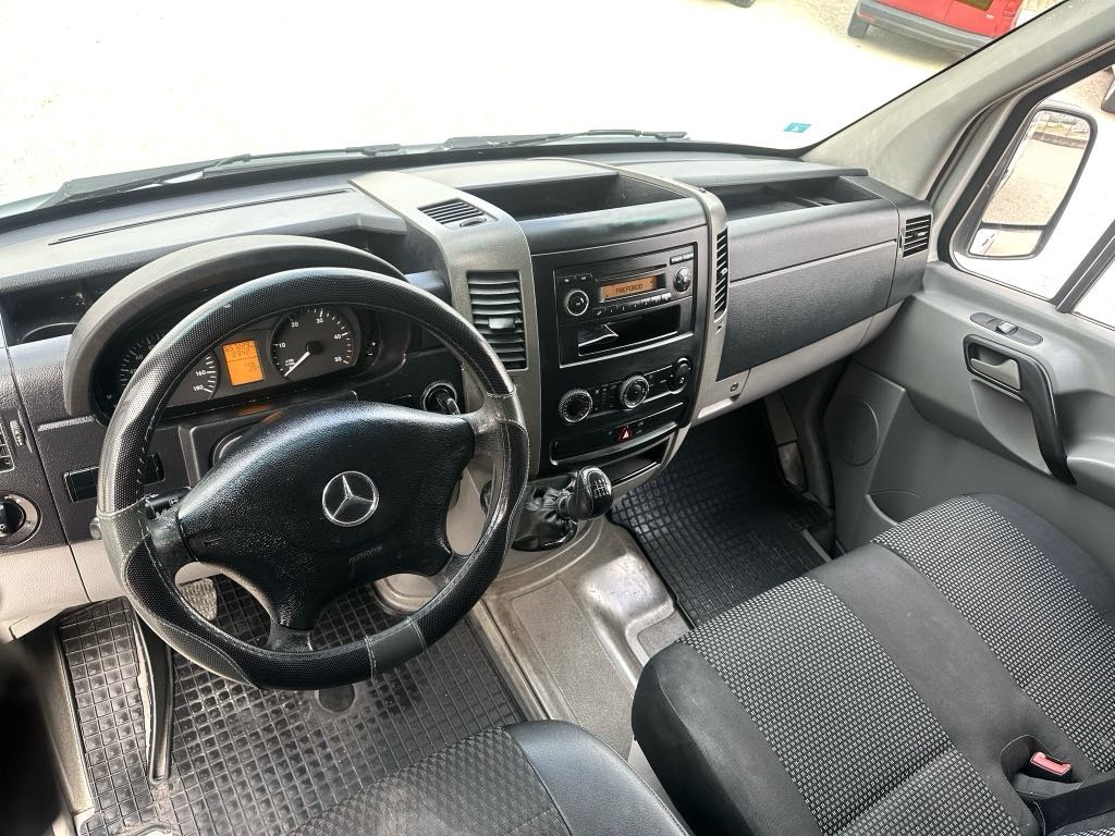 MERCEDES SPRINTER MAXI XXL POVISENI KLIMA 4.7X2.2