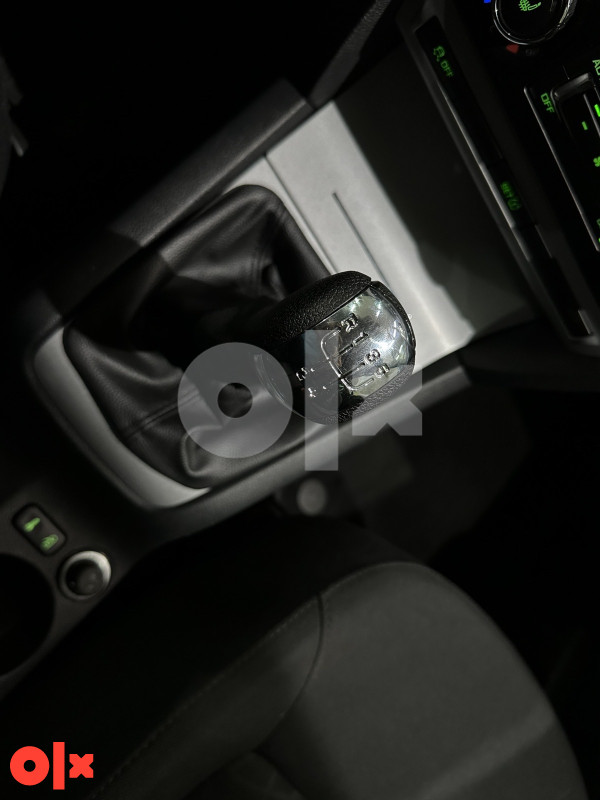 ŠKODA OCTAVIA SW 1.6 TDI, 2011 GODINA, NAVIGACIJA,KLIMA