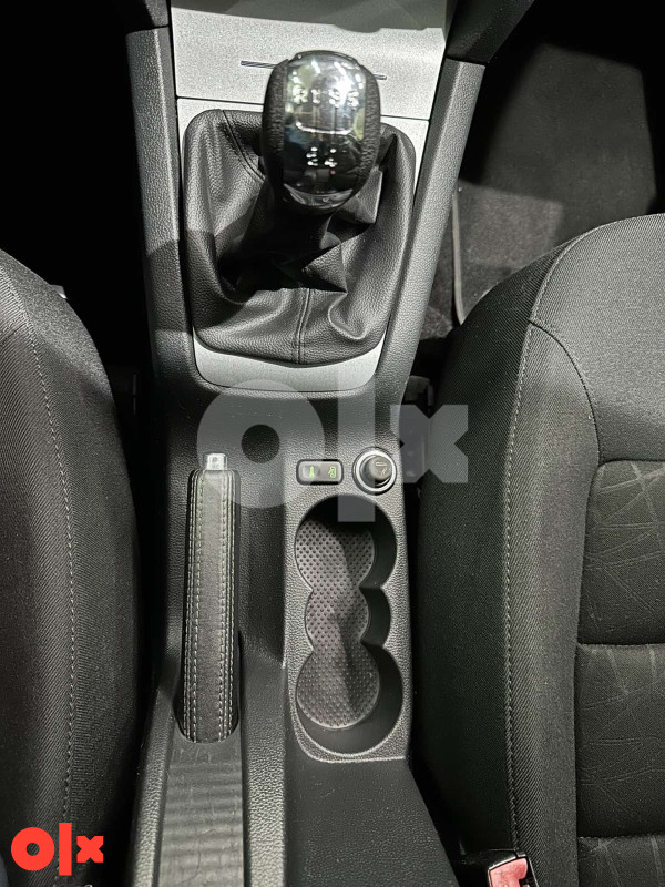 ŠKODA OCTAVIA SW 1.6 TDI, 2011 GODINA, NAVIGACIJA,KLIMA