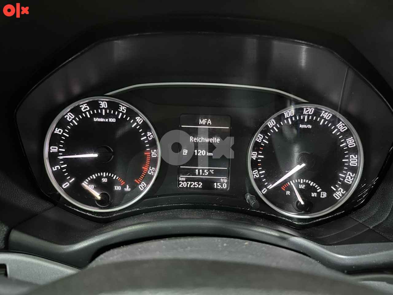 ŠKODA OCTAVIA SW 1.6 TDI, 2011 GODINA, NAVIGACIJA,KLIMA