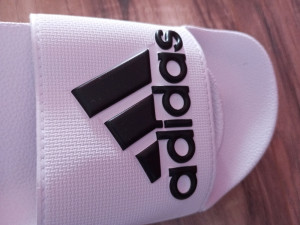 ADIDAS PAPUCE 38,42,42,43