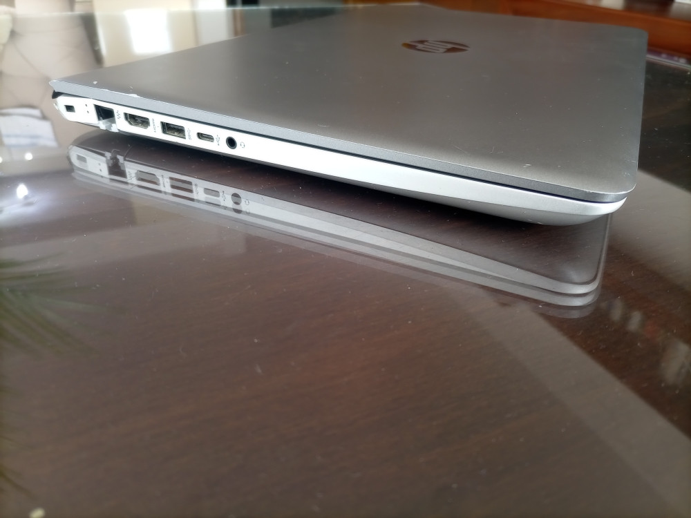 Laptop HP Pavilion AMD A12-9720P 8GB ddr4 256SSD Radeon R7 grafik