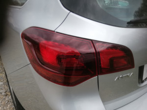 OPEL Astra J karavan tamna lijeva stopka stop svjetlo