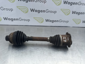Poluosovina desna Audi A4 B8 (fotografija 2)