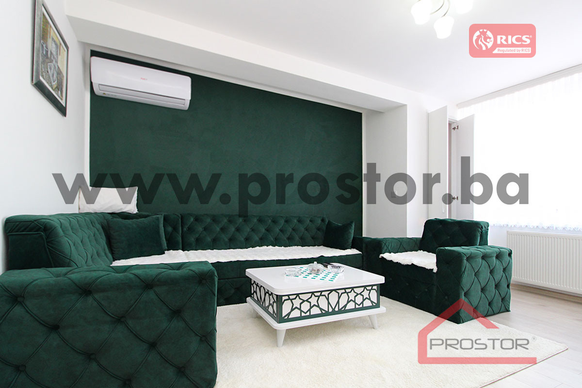PROSTOR izdaje: Trosoban adaptiran stan, Centar