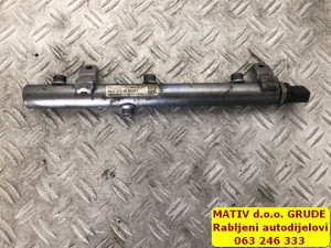 RAMPA goriva Mercedes S klasa w222 350d 2015 A6420703095