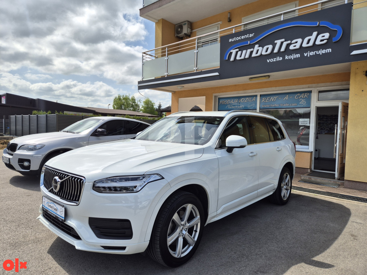 Volvo XC90 B5 AWD Momentum 7 PL