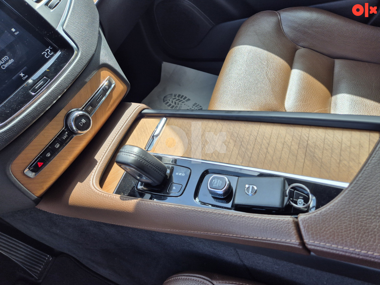 Volvo XC90 B5 AWD Momentum 7 PL