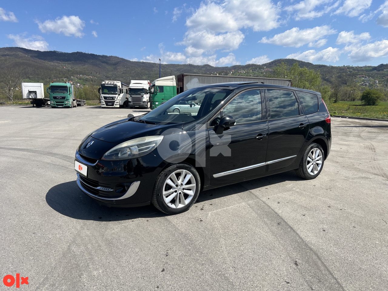 Renault Grand Scenic Initiale Paris