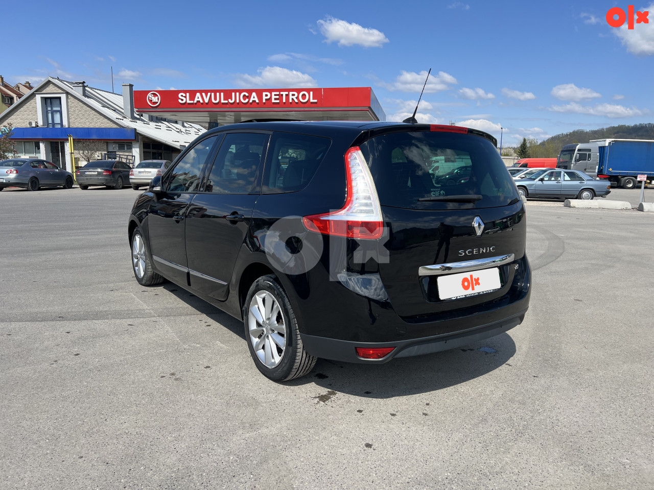 Renault Grand Scenic Initiale Paris