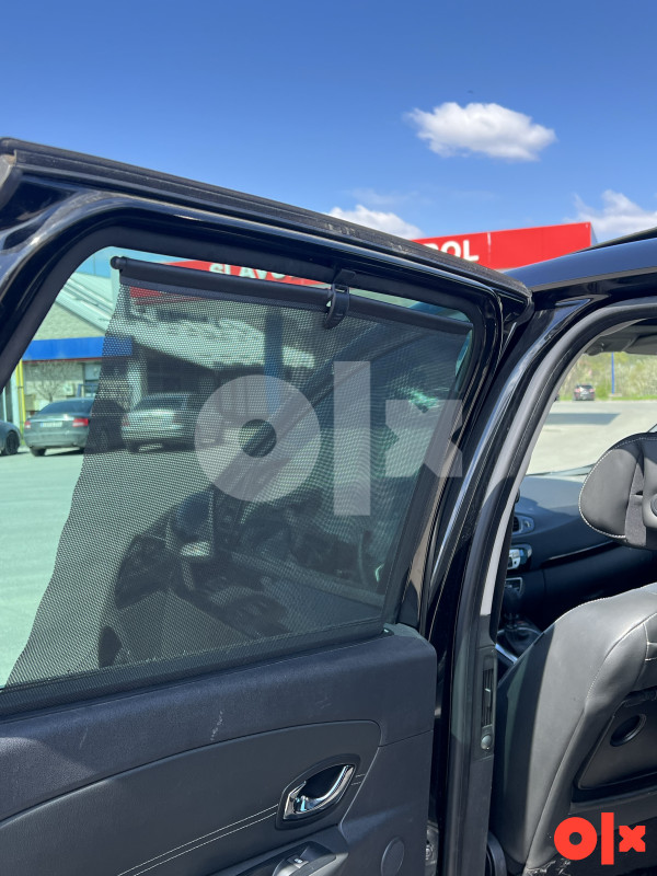 Renault Grand Scenic Initiale Paris